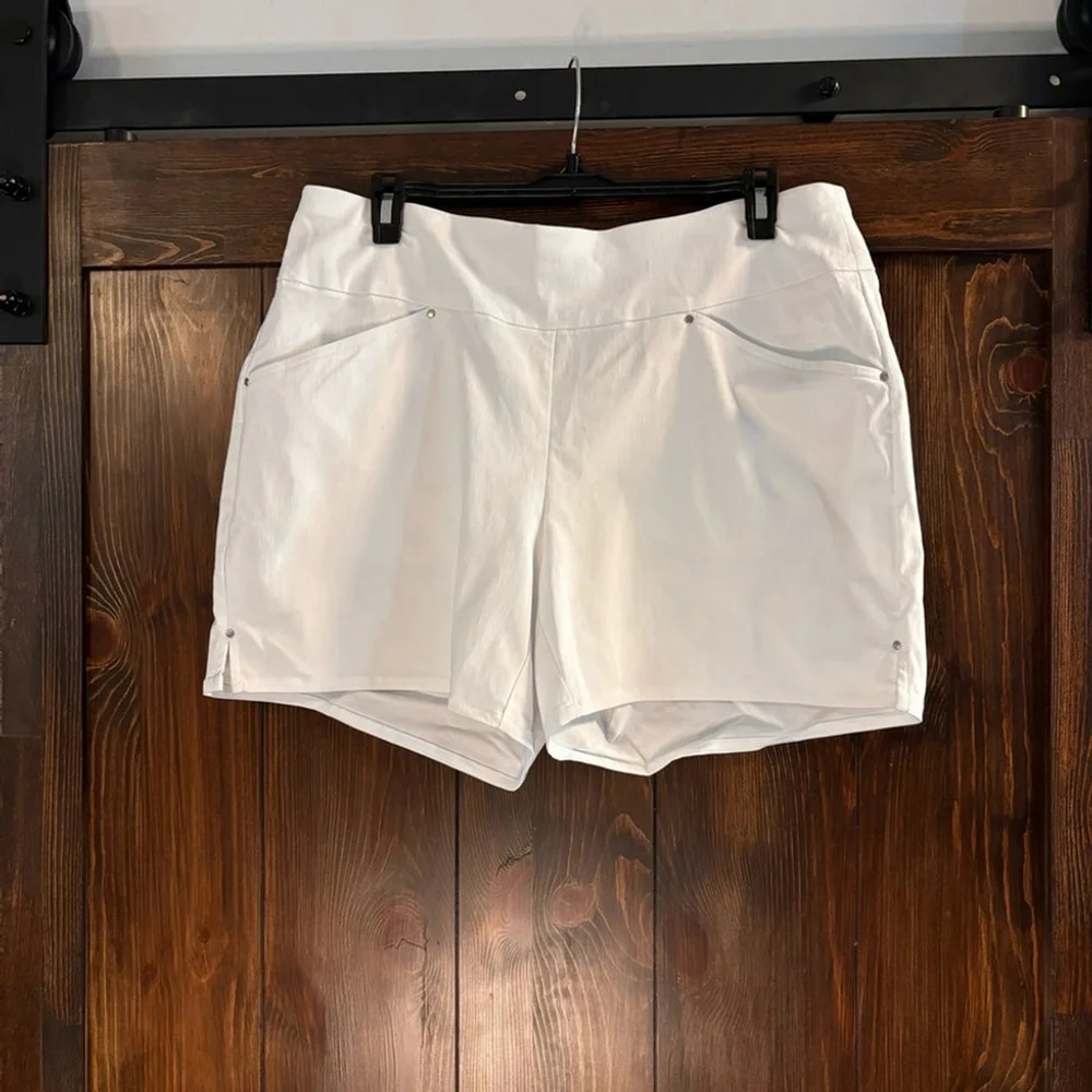 INC International Concepts Women's 12 Curvy White Mid Rise Pull-On Shorts NWT - Picture 4 of 6